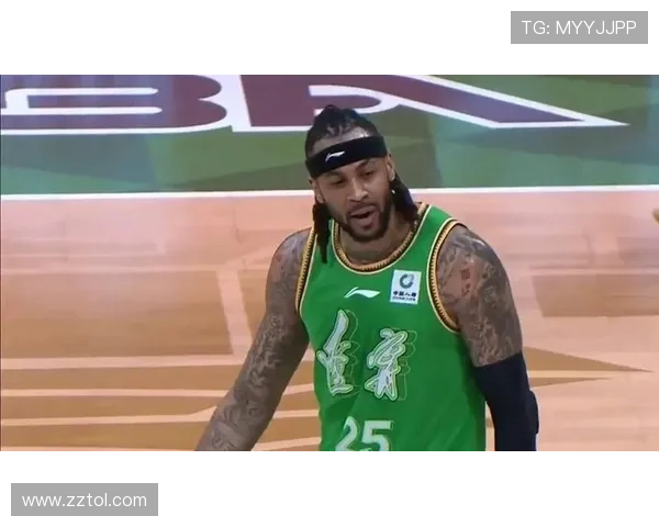 乌戈批评防守失误 威尔斯直指季后赛